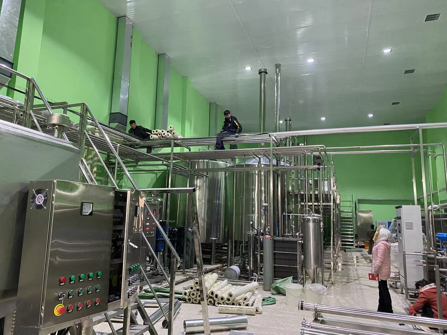 天等精酿啤酒设备厂—精酿啤酒设备制造：传承工艺与创新科技的交融